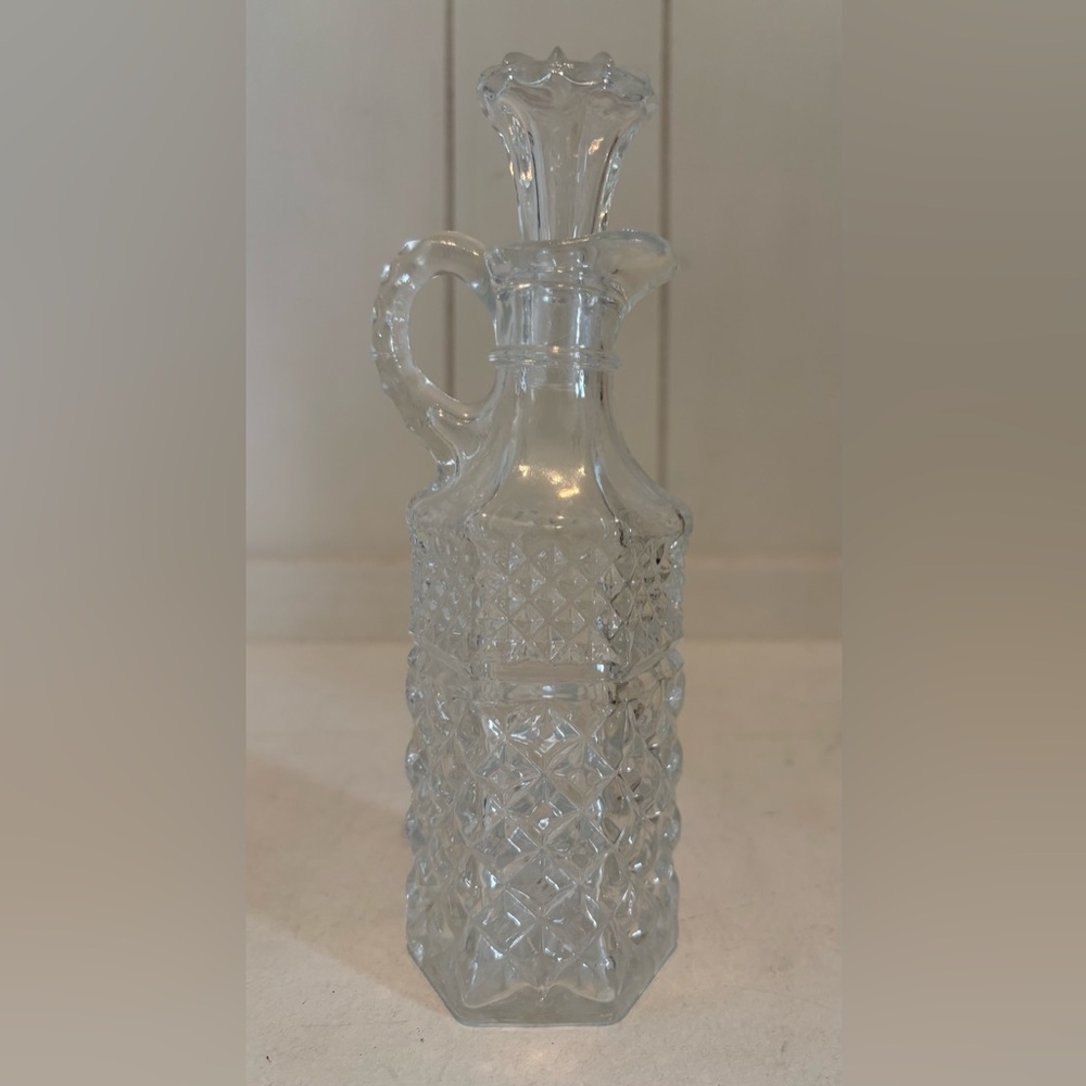 Vintage Anchor Hocking Wexford Glass Oil & Vinegar Cruet with Stopper